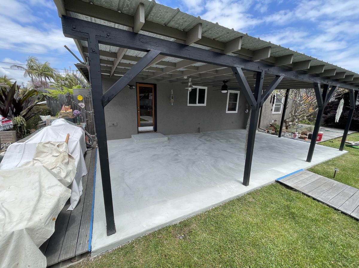Concrete patio pour Temecula